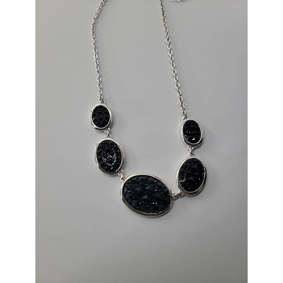 Vintage Black Druzy Style Statement Necklace Silver Tone Oval Faceted Stones - Picture 8 of 10